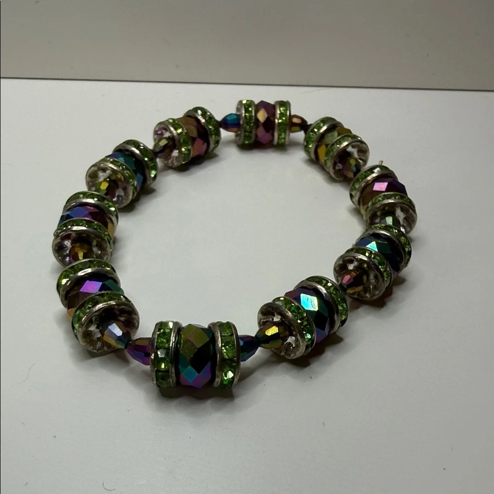 Vintage stretch bracelet Beaded faceted oil slick peridot color rhinestones